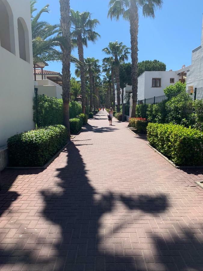 Costa Daurada Apartaments - Stival Park Luxe 2 Ла-Пінеда Екстер'єр фото